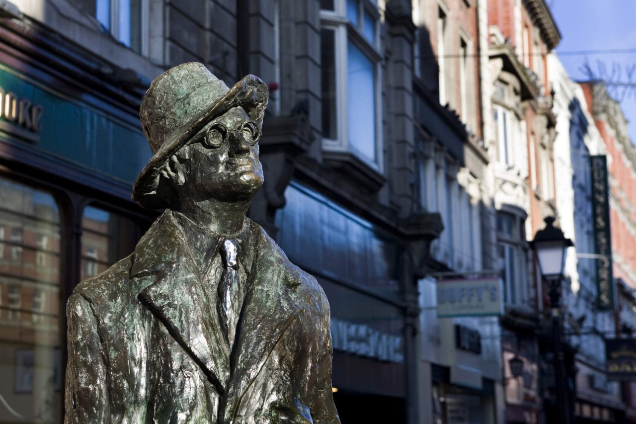 james joyce statue 